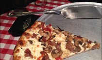 Restaurant of the Month: Grimaldi’s Coal Brick-Oven Pizzeria in El Segundo
